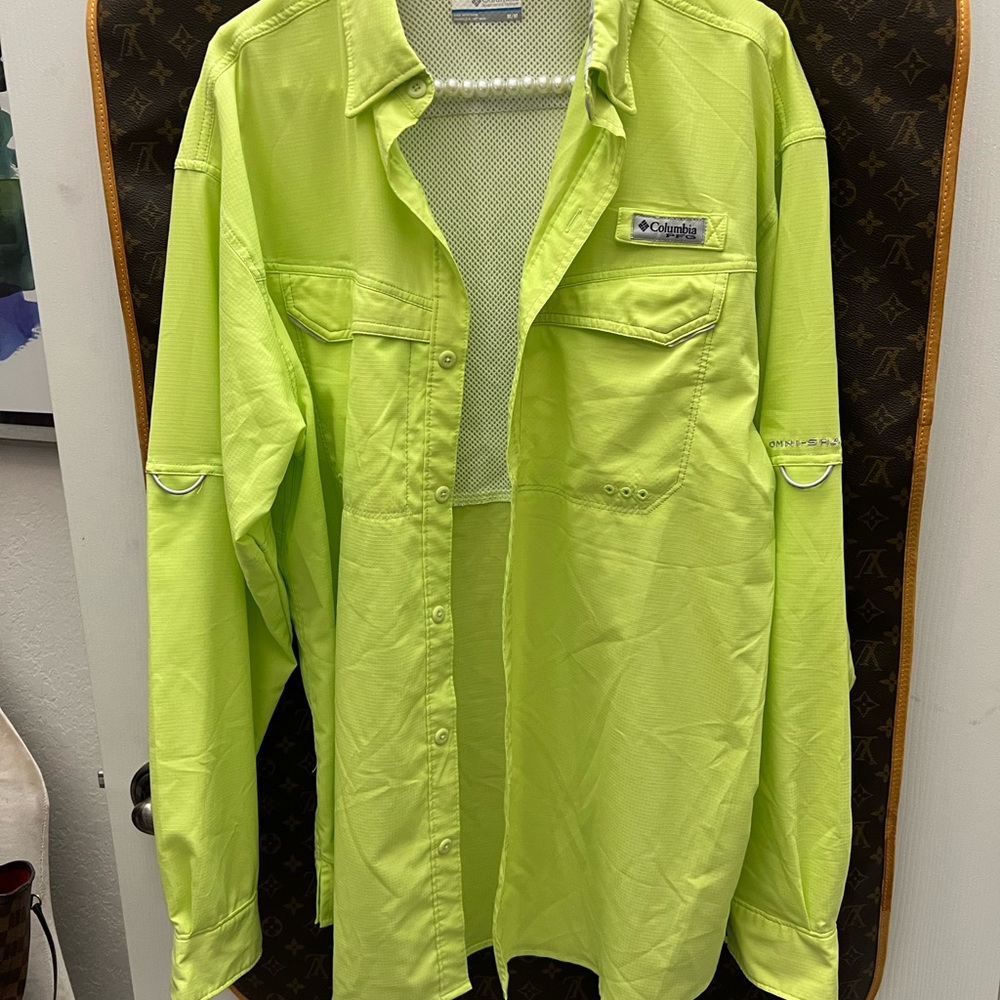 Columbia men’s fishing shirt